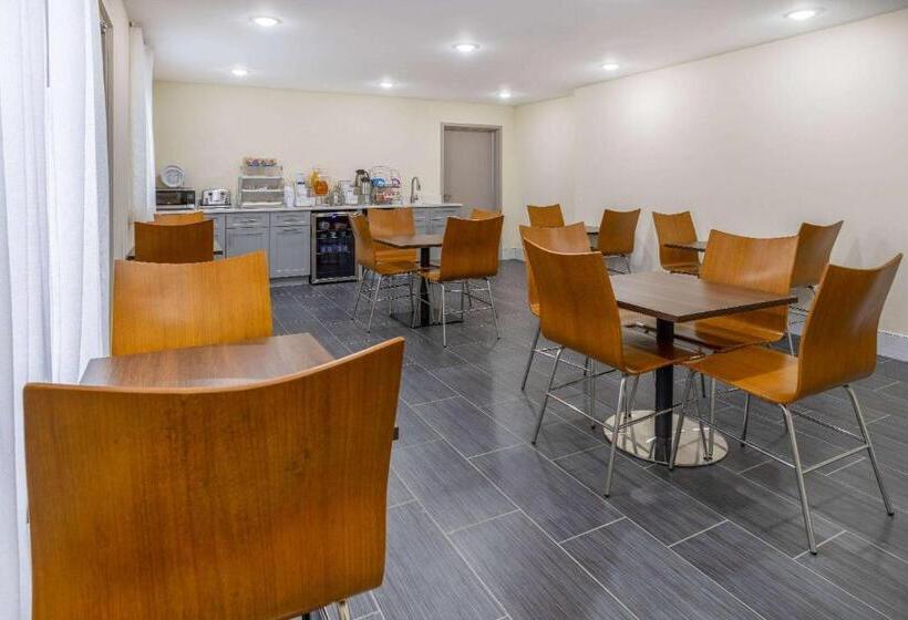 فندق على الطريق Days Inn By Wyndham Grayson