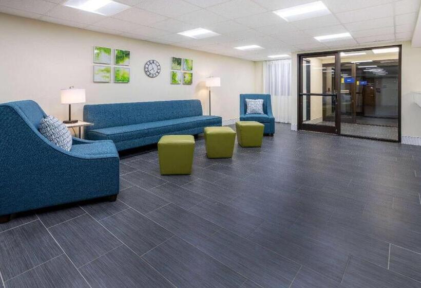 فندق على الطريق Days Inn By Wyndham Grayson