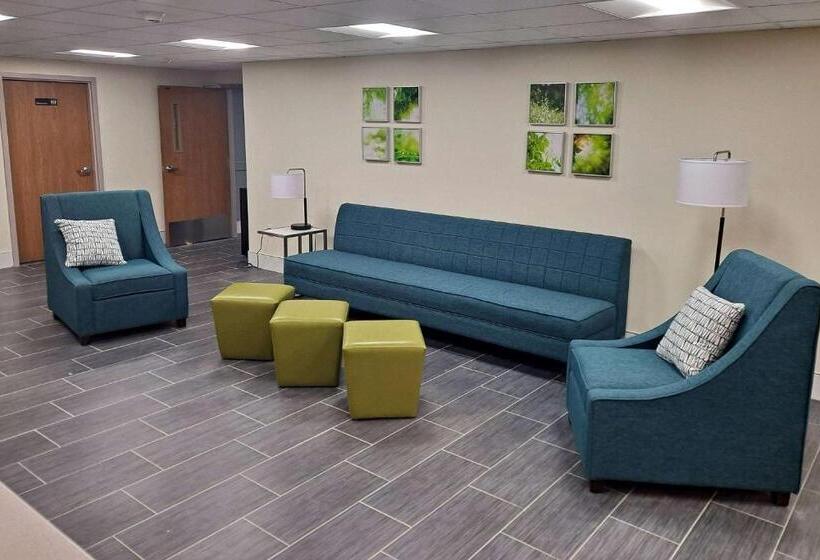 فندق على الطريق Days Inn By Wyndham Grayson