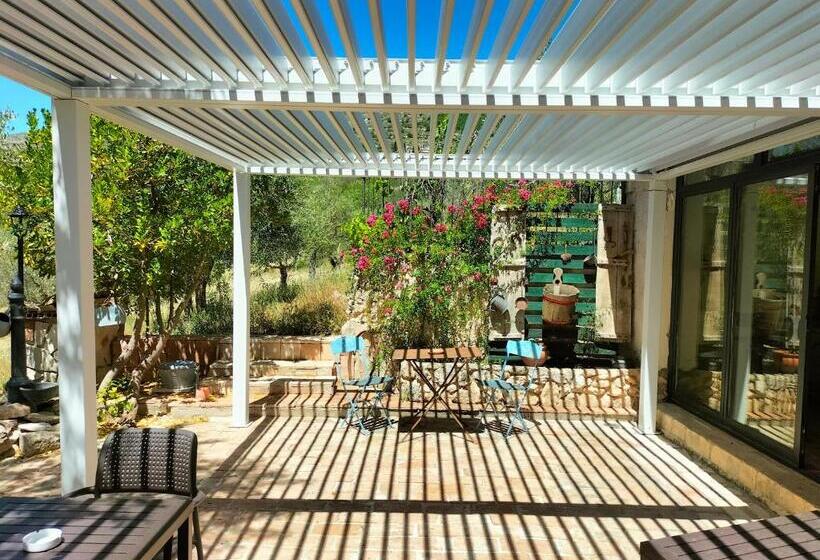 بنسيون Al Casolare