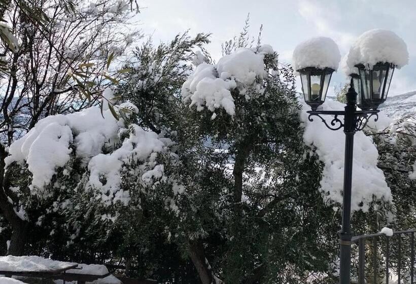 بنسيون Al Casolare