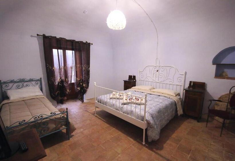 بنسيون Al Casolare