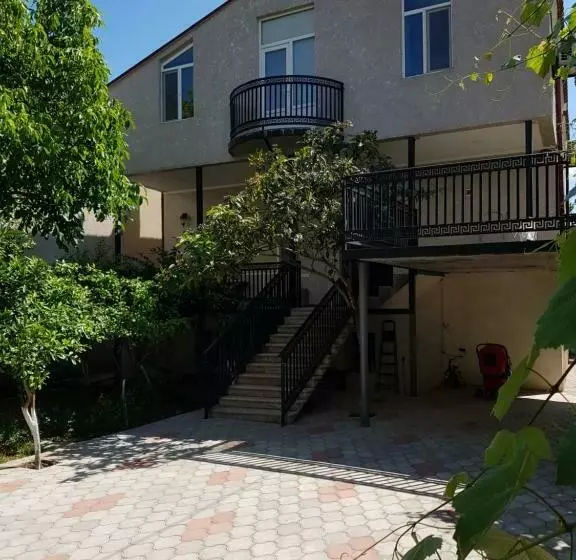 پانسیون Guest House Imereli
