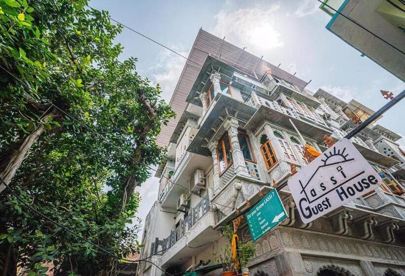 Pension Lassi Guest House