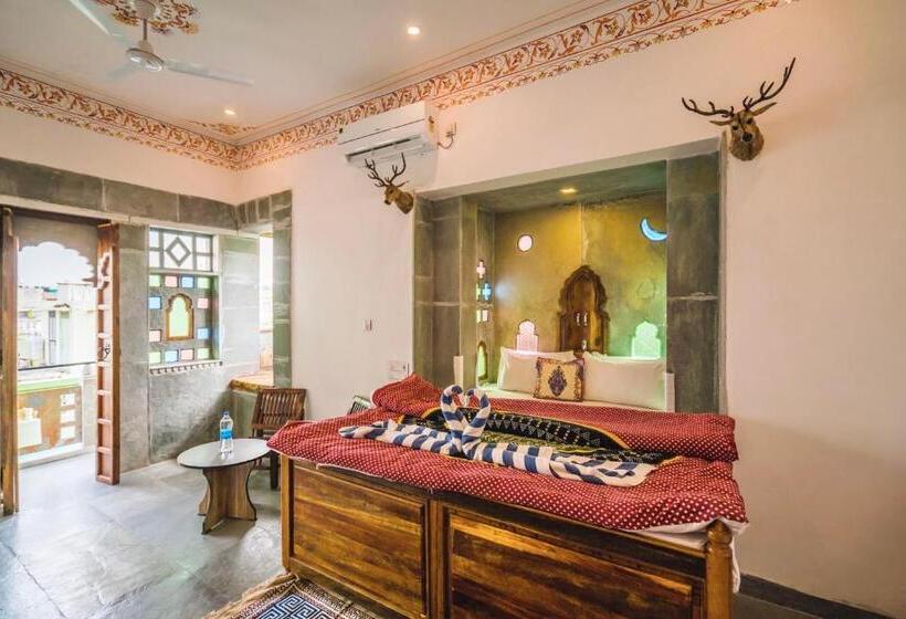 Pension Lassi Guest House