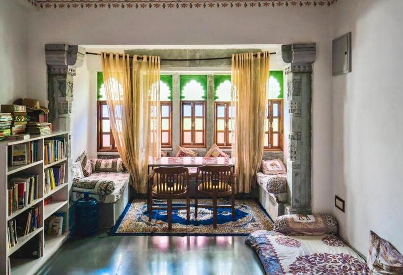 Pension Lassi Guest House