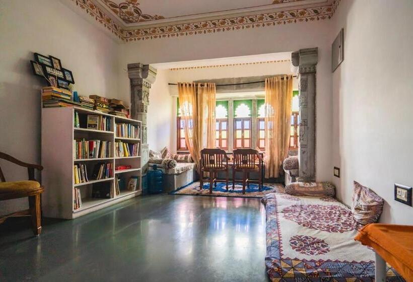 Pension Lassi Guest House