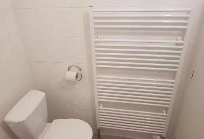 ペンション Ratomas, S.r.o