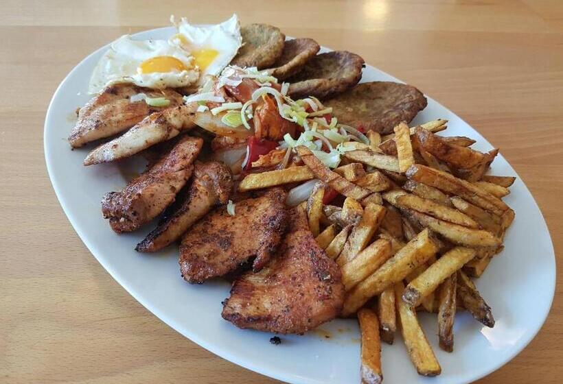 Pensione Ratomas, S.r.o