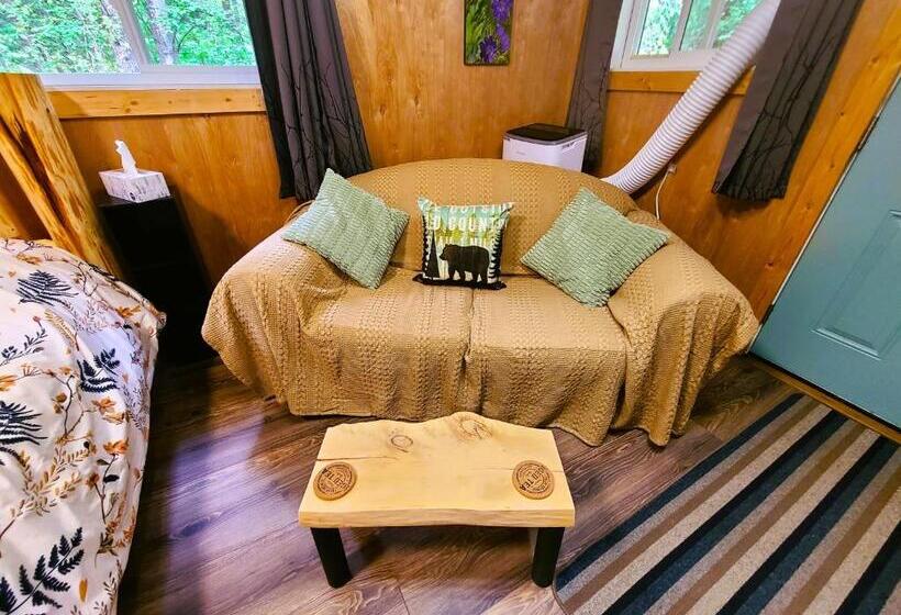 Woodcrest Bed And Breakfast