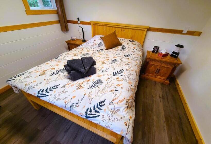 Woodcrest Bed And Breakfast