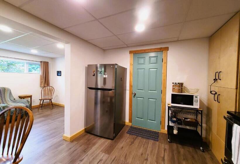 Woodcrest Bed And Breakfast