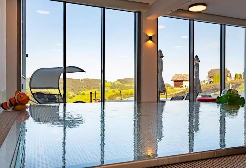 Familienhotel Petschnighof