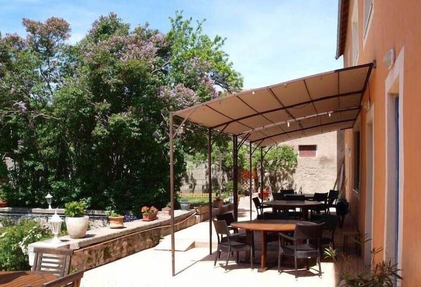 هتل Auberge De L Echauguette