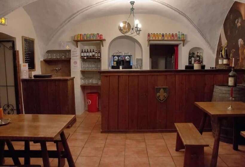 هتل Auberge De L Echauguette