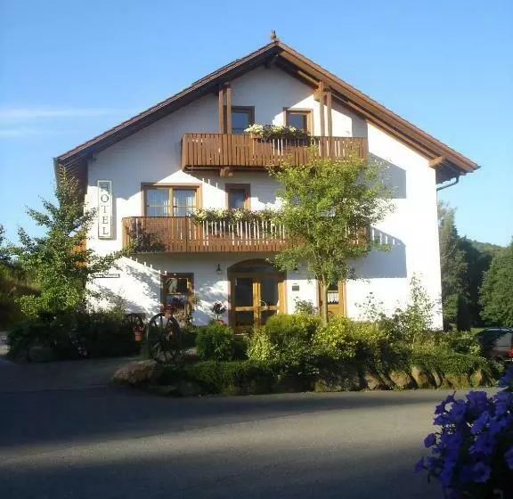 ホテル & Landgasthaus Pfeifertal