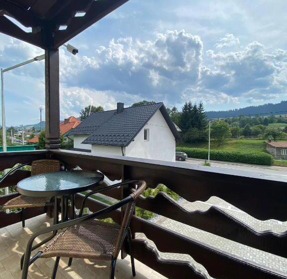 هتل Păunașul Codrilor