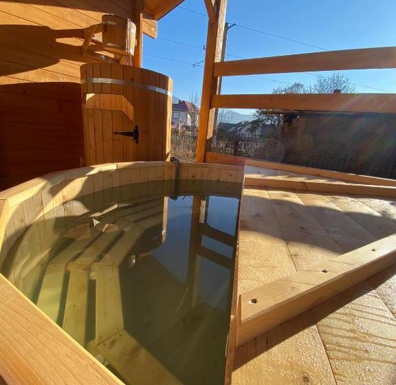 هتل Păunașul Codrilor