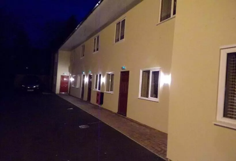 ホテル The Belfry