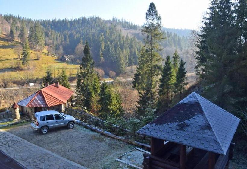 ペンション лісова казка