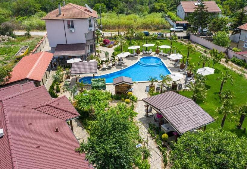 پانسیون Black Sea Pearl Complex 1