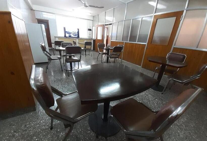 호텔 Patricias 381