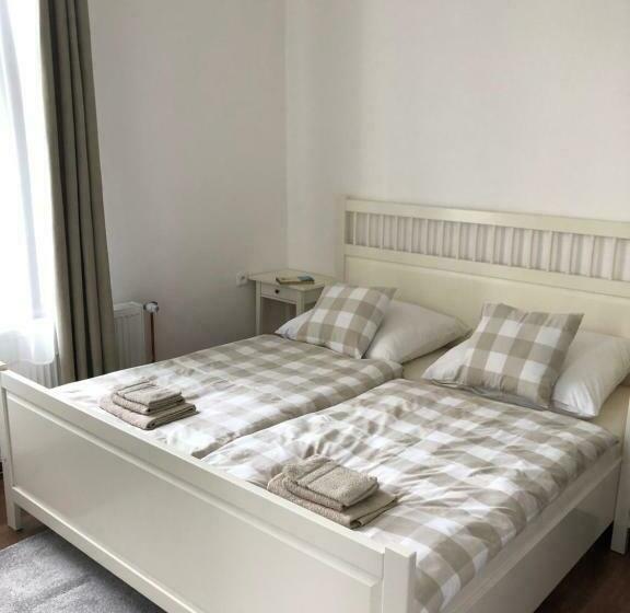 فندق Penzion Vila E Landisch