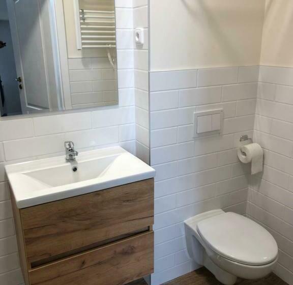 فندق Penzion Vila E Landisch