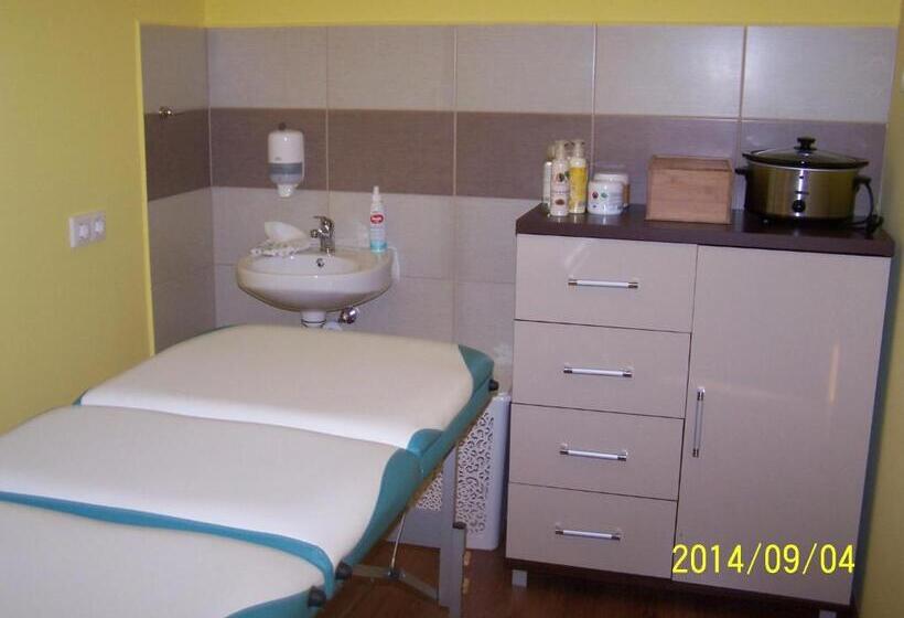 פנסיון Attila Vendégház Tápiószentmárton