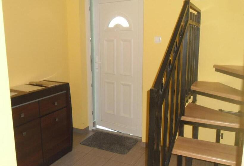 פנסיון Attila Vendégház Tápiószentmárton