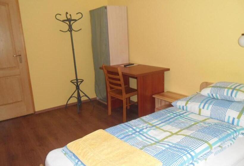 פנסיון Attila Vendégház Tápiószentmárton