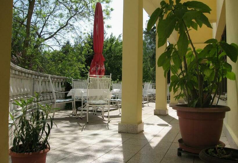 Majatalo Penzion Lázeňský Dům