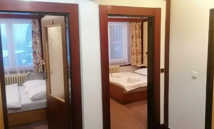 Majatalo Penzion Sola Fide