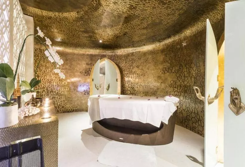 Lomakeskus Iniala Beach House