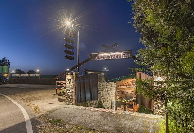 Hotel Echor  Yak And Yeti Ranikhet