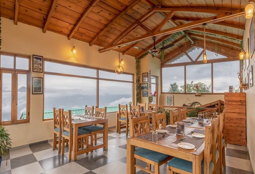 Hotel Echor  Yak And Yeti Ranikhet