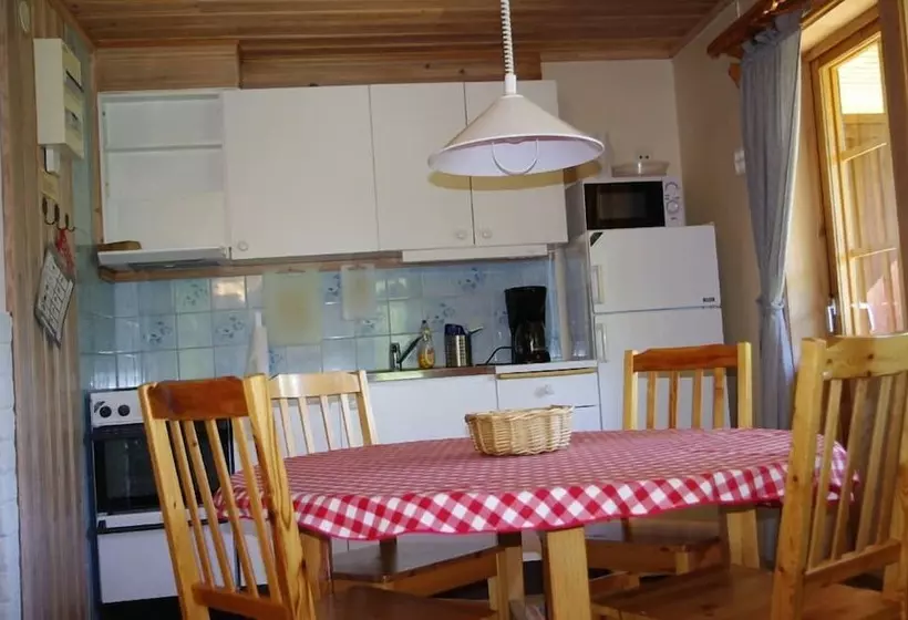 Hotelli Gesunda Gården