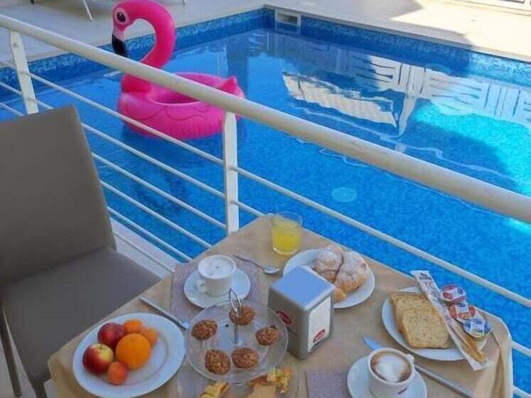 בית מלון כפרי Settibi