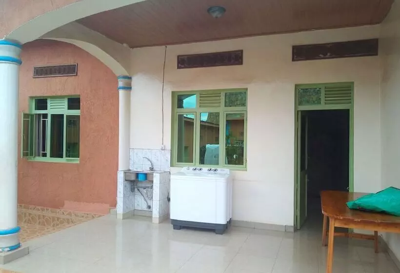 هتل Steclem Bed And Breakfast