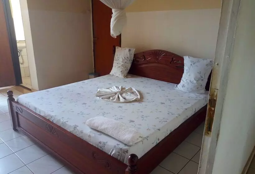 هتل Steclem Bed And Breakfast