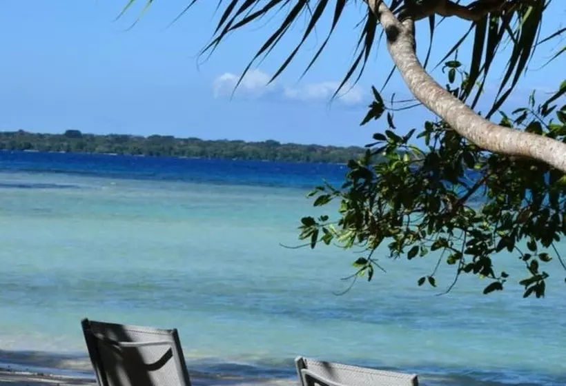 هتل Barrier Beach Resort