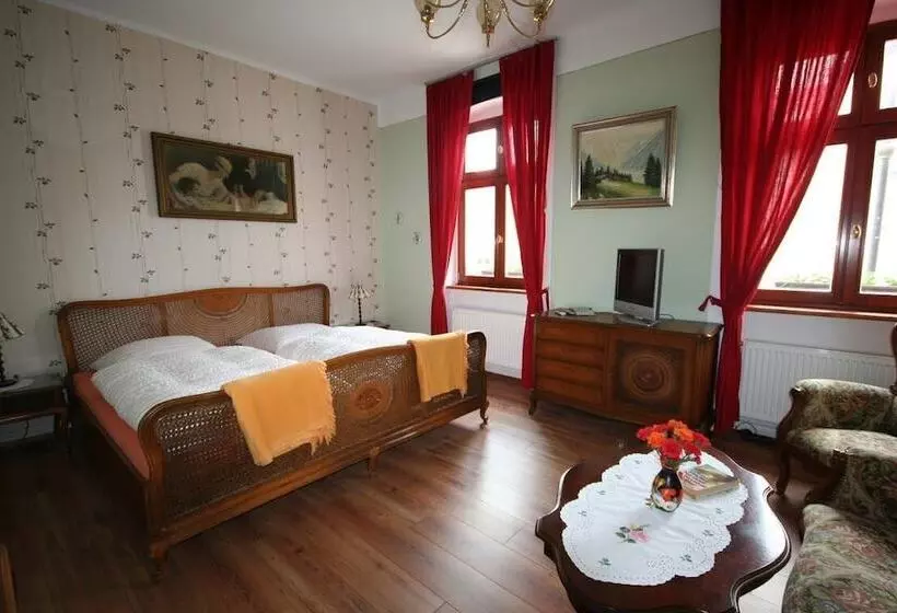 Hotelli Cour De Berlin