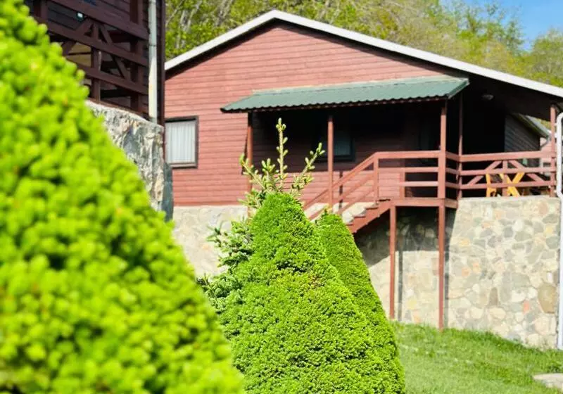 هتل Deluxe Park Qusar Resort & Spa