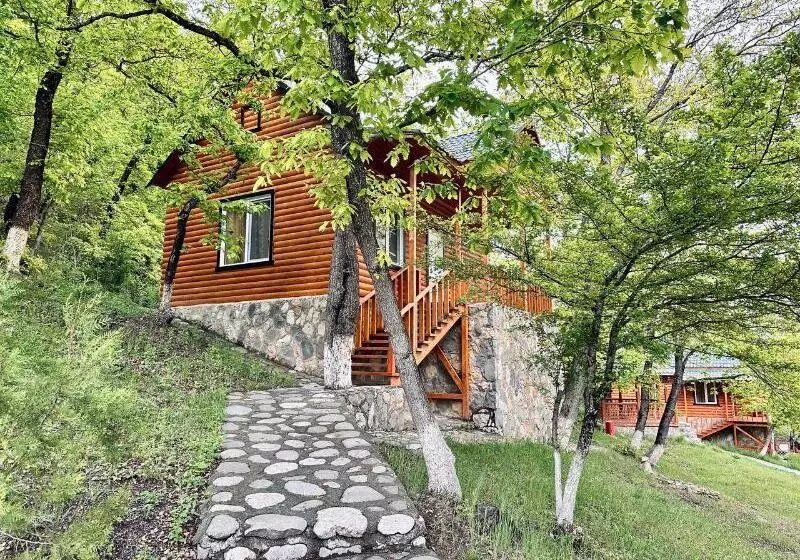 هتل Deluxe Park Qusar Resort & Spa