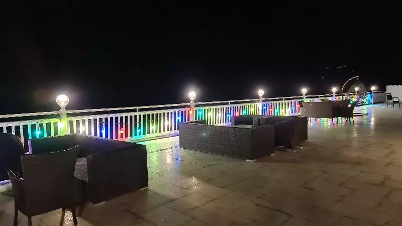 هتل Deluxe Park Qusar Resort & Spa