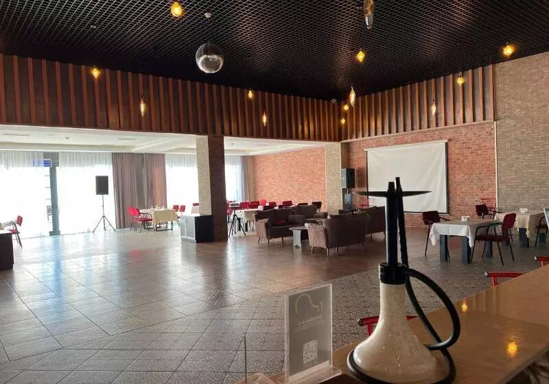 هتل Deluxe Park Qusar Resort & Spa