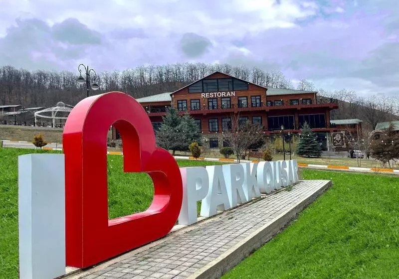 هتل Deluxe Park Qusar Resort & Spa