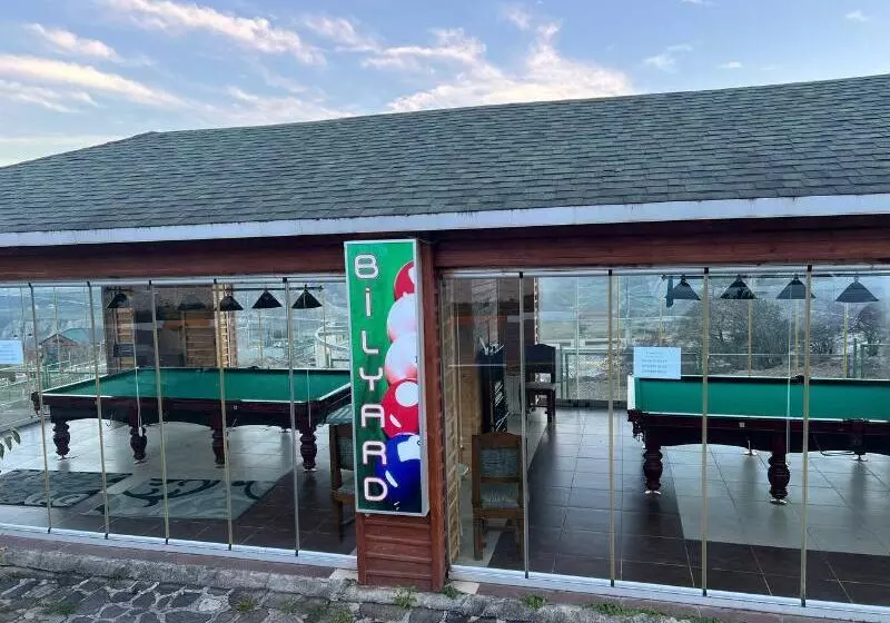 هتل Deluxe Park Qusar Resort & Spa