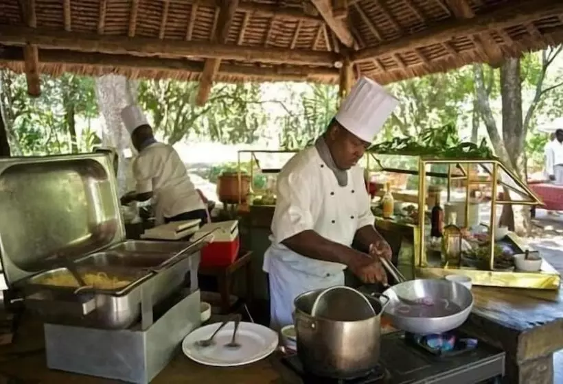 هتل Mara Intrepids Tented Camp
