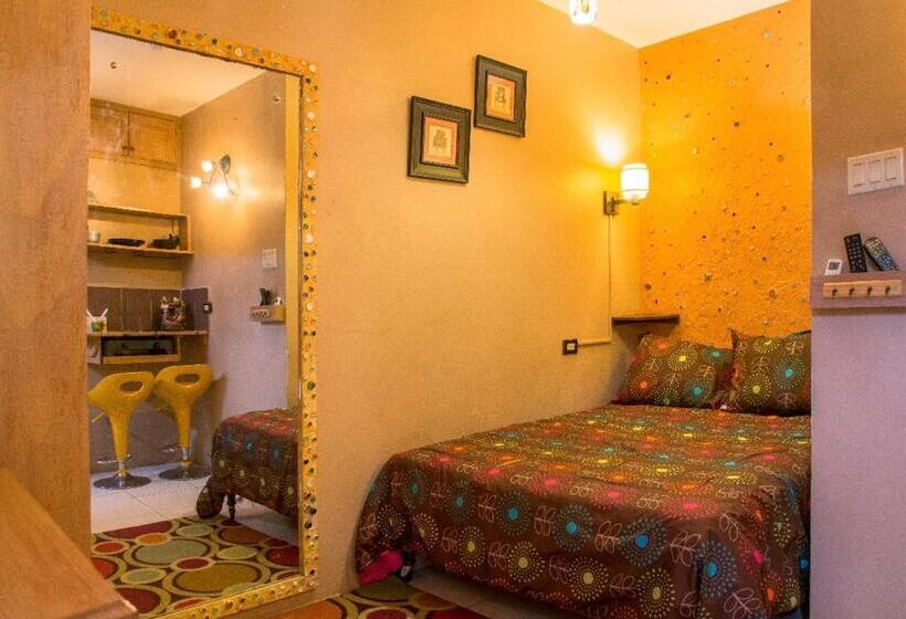 هتل One32 Guest House